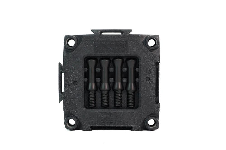 KLIMB Dog Training Platform - The Ultimate Dog Training Tool used during a German Shorthaired Pointer training session. Ideal for professional bird dog training and upland hunting dogs retrieving game. Perfect gear for puppy training courses demonstration.