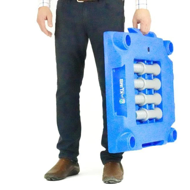 KLIMB Dog Training Platform - The Ultimate Dog Training Tool used during a German Shorthaired Pointer training session. Ideal for professional bird dog training and upland hunting dogs retrieving game. Perfect gear for puppy training courses demonstration.