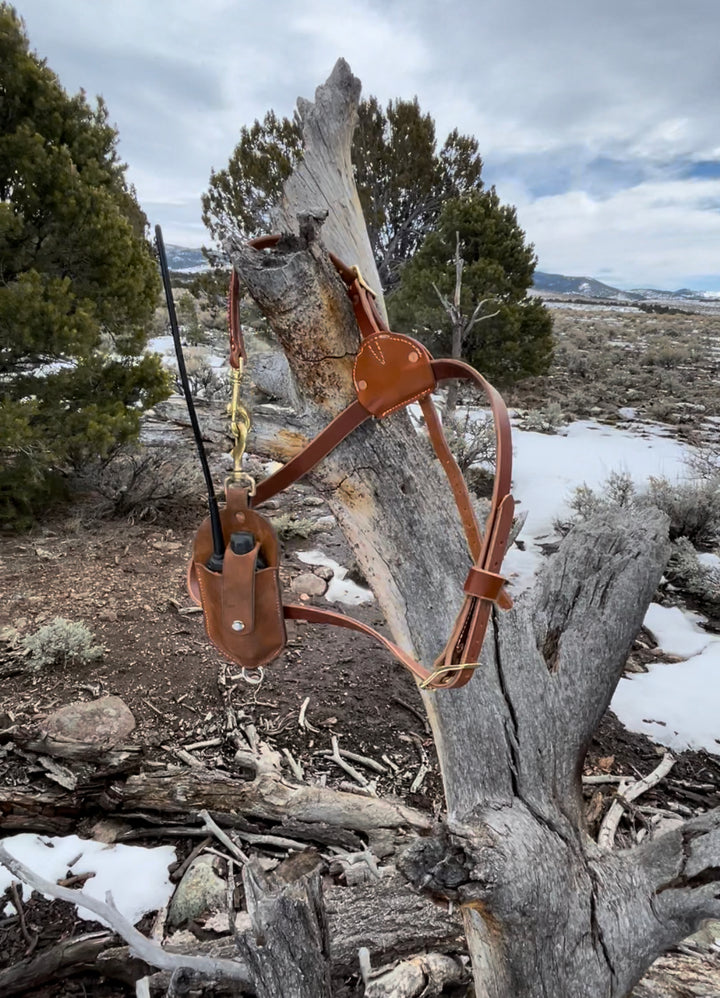 Complete leather Harness and Garmin holster in English bridle leather with brass, designed for outdoor durability and adjustability.